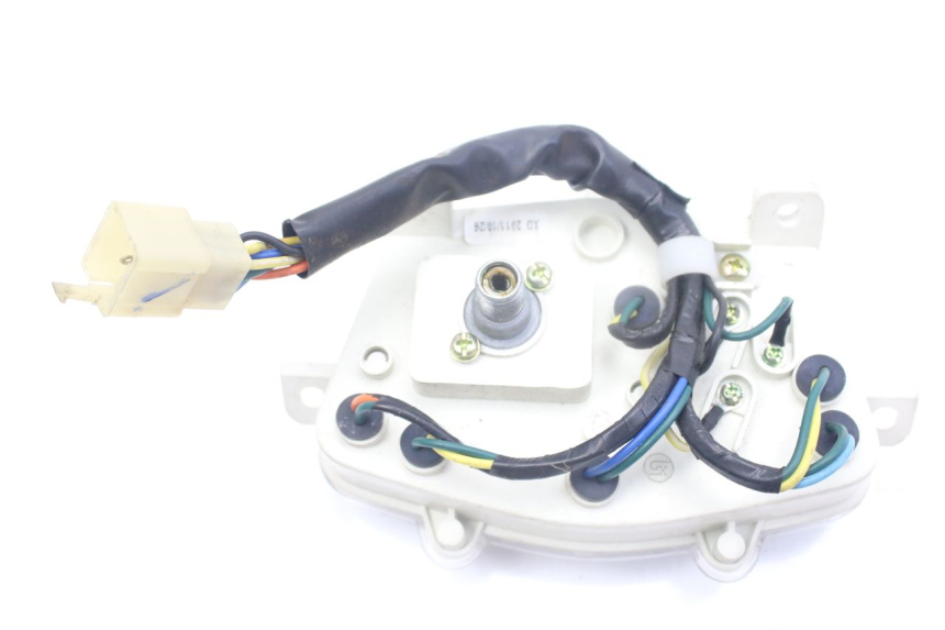 photo de SPEEDOMETER PEUGEOT KISBEE 4T 50 (2010 - 2017) - Alternative perspective