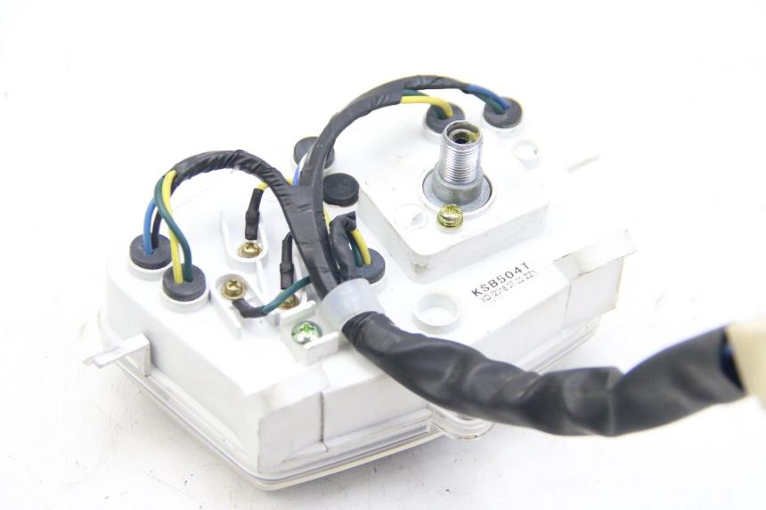 photo de SPEEDOMETER PEUGEOT KISBEE 4T 50 (2018 - 2022) - Product overview