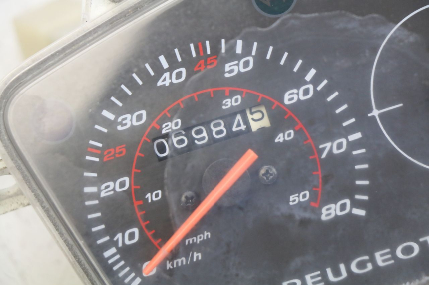 photo de SPEEDOMETER PEUGEOT KISBEE 4T 50 (2018 - 2022) - Markings and original references