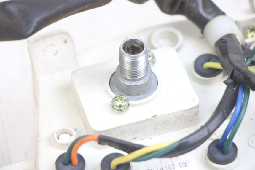 photo de SPEEDOMETER PEUGEOT KISBEE 4T 50 (2010 - 2017) - Surface and material condition