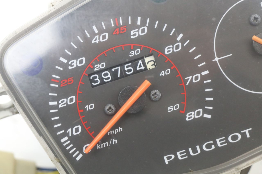 photo de SPEEDOMETER PEUGEOT KISBEE 4T 50 (2018 - 2022) - Component detail