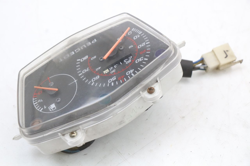 photo de SPEEDOMETER PEUGEOT KISBEE 4T 50 (2018 - 2022) - Technical close-up
