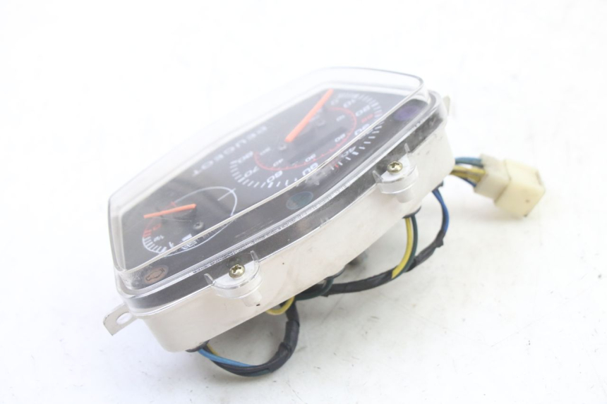 photo de SPEEDOMETER PEUGEOT KISBEE 4T 50 (2018 - 2022) - Product overview