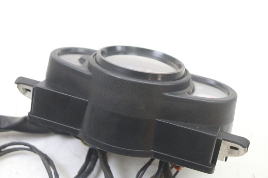 photo de SPEEDOMETER KYMCO AGILITY 4T 50 (2018 - 2022) - Fixing points details