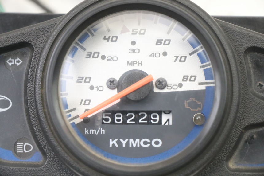 photo de SPEEDOMETER KYMCO AGILITY 4T 50 (2018 - 2022) - Alternative perspective
