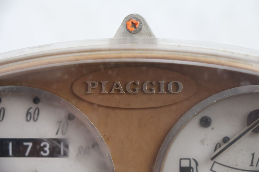 photo de SPEEDOMETER PIAGGIO LIBERTY 50 (1998 - 2003) - Alternative perspective