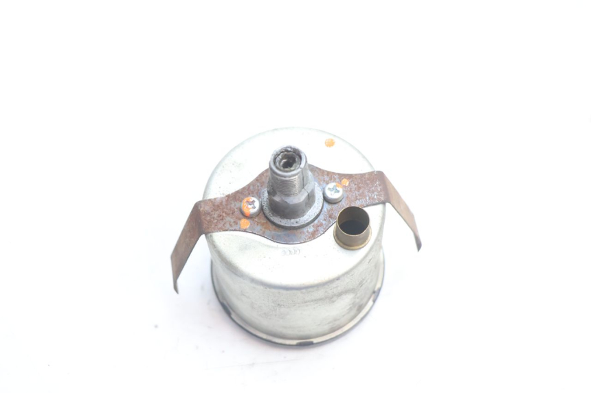photo de SPEEDOMETER PEUGEOT LUDIX ONE 50 (2004 - 2013) - Fixing points details