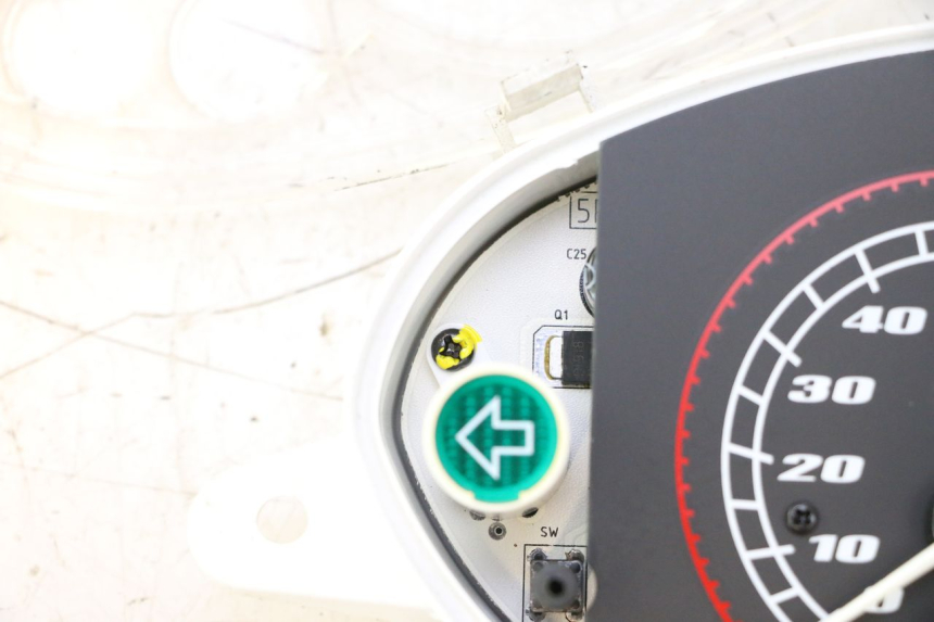 photo de SPEEDOMETER MBK MACH G AC 50 (2002 - 2014) - Focus on structure