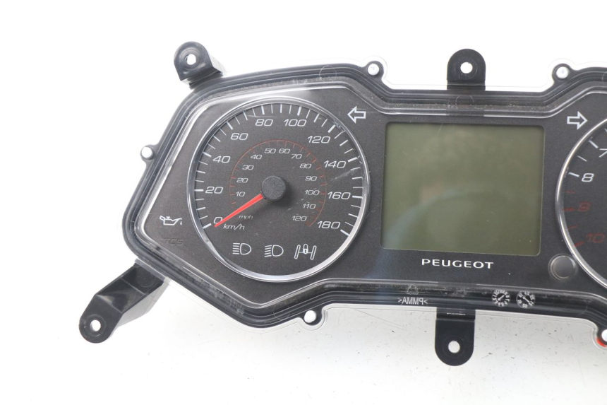 photo de SPEEDOMETER PEUGEOT METROPOLIS 400 (2017 - 2020) - Additional view of the item