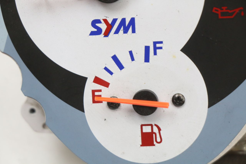 photo de SPEEDOMETER SYM MIO 50 (2005 - 2010) - Zoom on usage condition