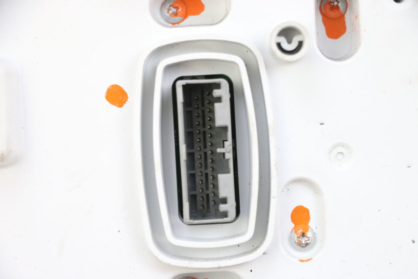 photo de SPEEDOMETER PIAGGIO MP3 HPE 300 (2019 - 2026) - Additional view of the item