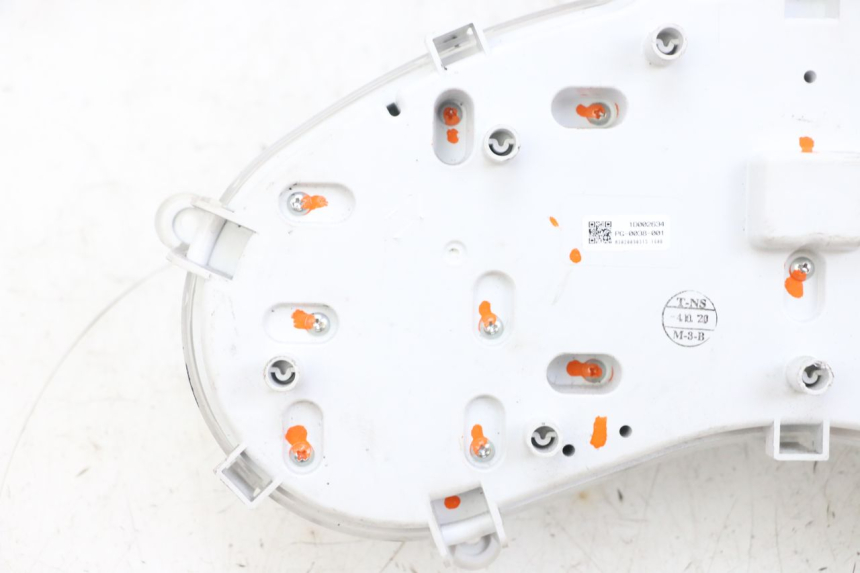 photo de SPEEDOMETER PIAGGIO MP3 HPE 300 (2019 - 2026) - High-resolution close-up