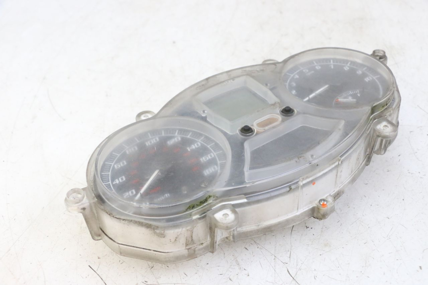 photo de SPEEDOMETER PIAGGIO MP3 LT 400 (2007 - 2012) - Technical close-up