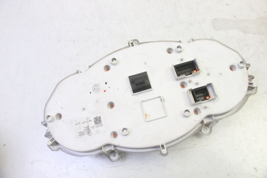 photo de SPEEDOMETER PIAGGIO MP3 LT 300 (2010 - 2016) - Additional view of the item