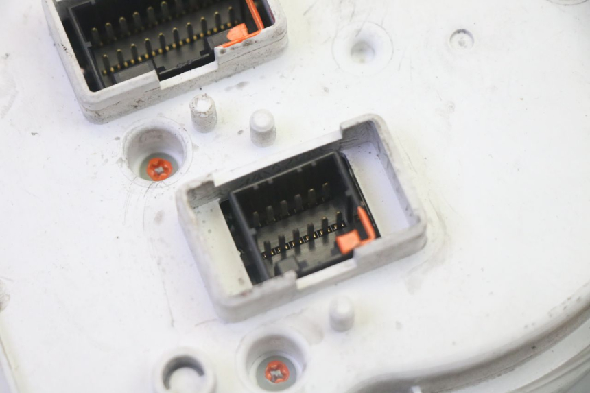 photo de SPEEDOMETER PIAGGIO MP3 LT 300 (2010 - 2016) - Component zoom