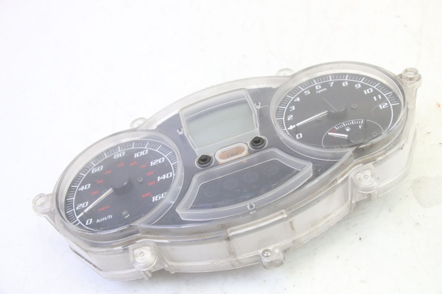photo de SPEEDOMETER PIAGGIO MP3 LT 300 (2010 - 2016) - Surface and material condition