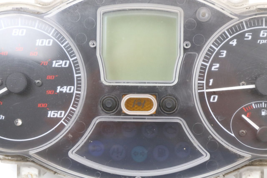 photo de SPEEDOMETER PIAGGIO MP3 125 (2006 - 2014) - Product overview