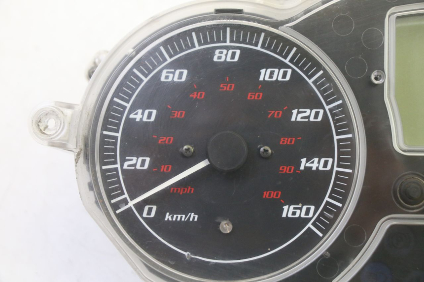 photo de SPEEDOMETER PIAGGIO MP3 125 (2006 - 2014) - Component detail