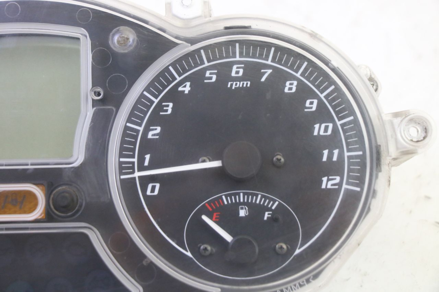 photo de SPEEDOMETER PIAGGIO MP3 125 (2006 - 2014) - Technical close-up