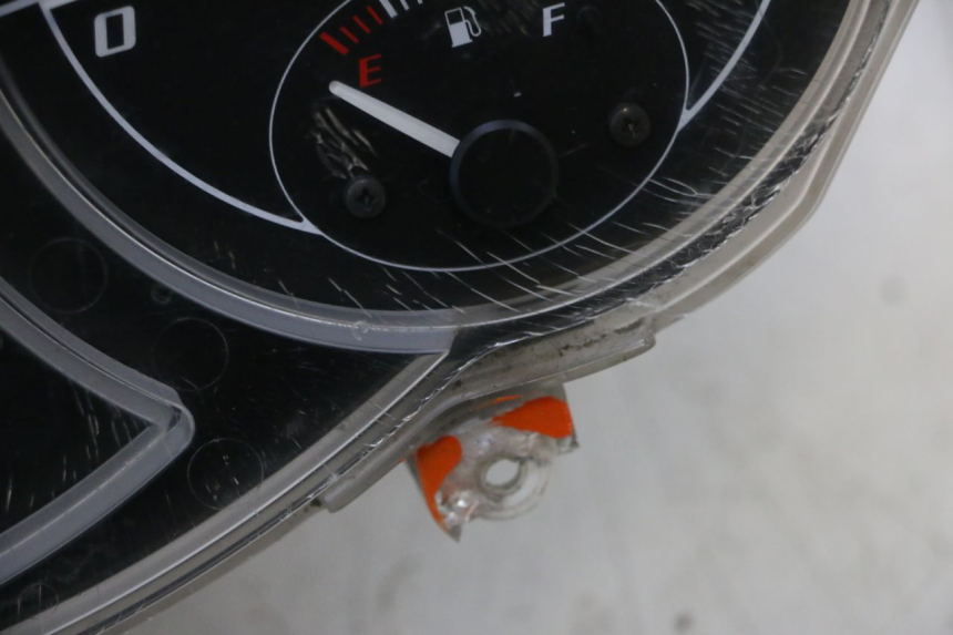 photo de SPEEDOMETER PIAGGIO MP3 RL 250 (2006 - 2010) - Used quality zoom