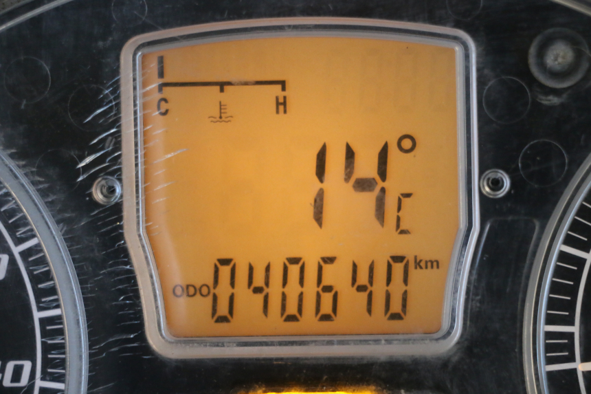 photo de SPEEDOMETER PIAGGIO MP3 RL 250 (2006 - 2010) - Technical close-up