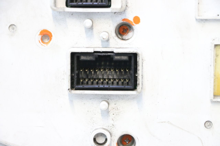 photo de SPEEDOMETER PIAGGIO MP3 RL 250 (2006 - 2010) - Markings and original references