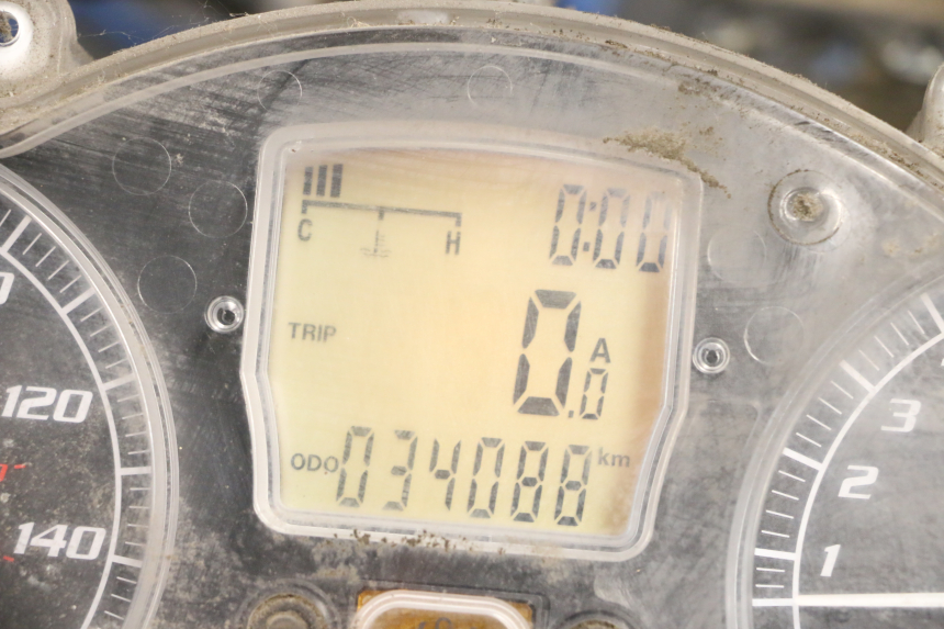 photo de SPEEDOMETER PIAGGIO MP3 125 (2006 - 2014) - Technical close-up