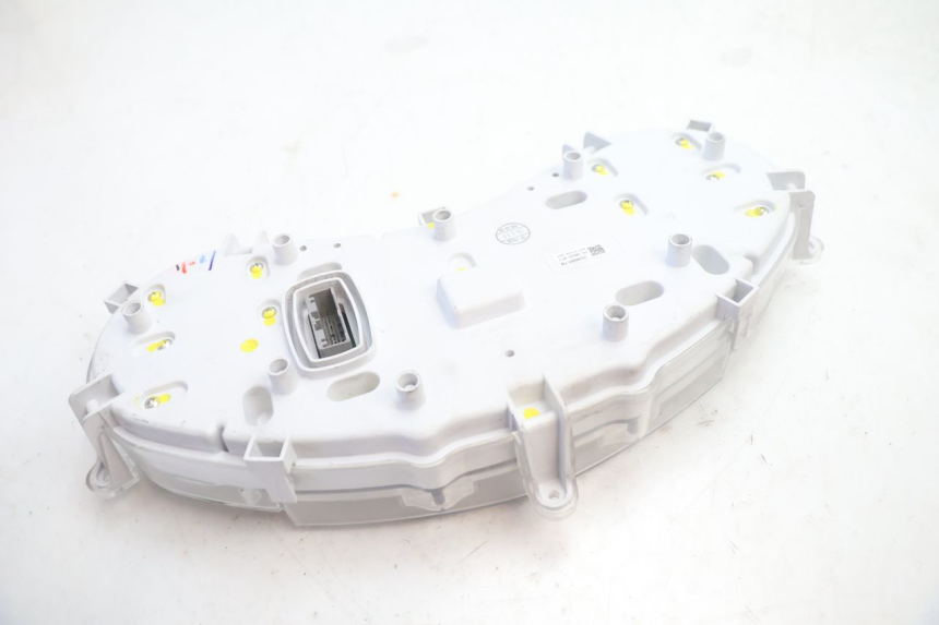 photo de SPEEDOMETER PIAGGIO MP3 500 (2016 - 2018) - Distinctive features