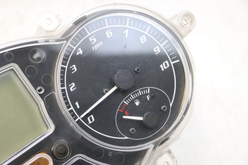 photo de SPEEDOMETER PIAGGIO MP3 500 (2011 - 2015) - Used quality zoom