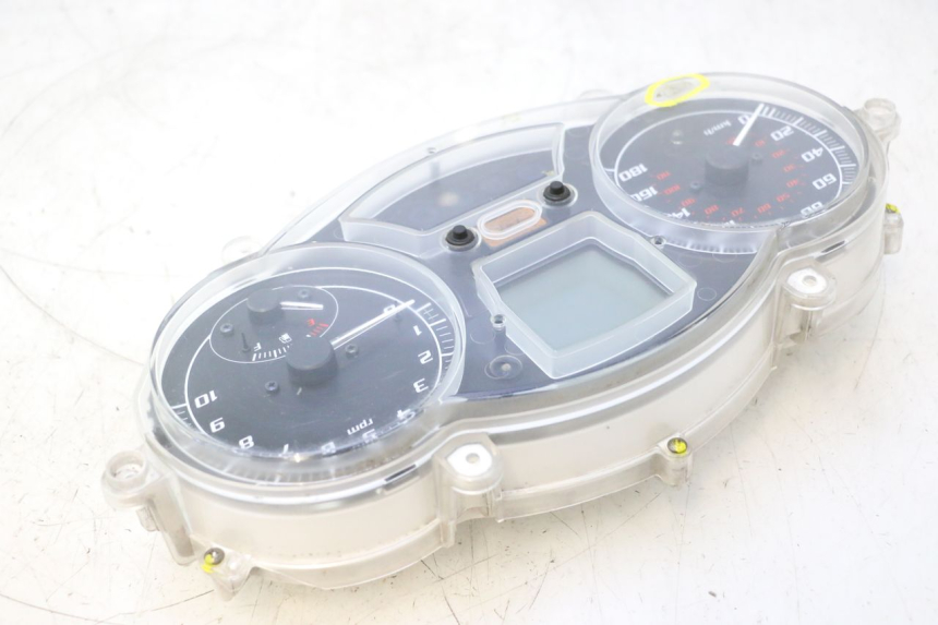photo de SPEEDOMETER PIAGGIO MP3 500 (2011 - 2015) - Checked used part