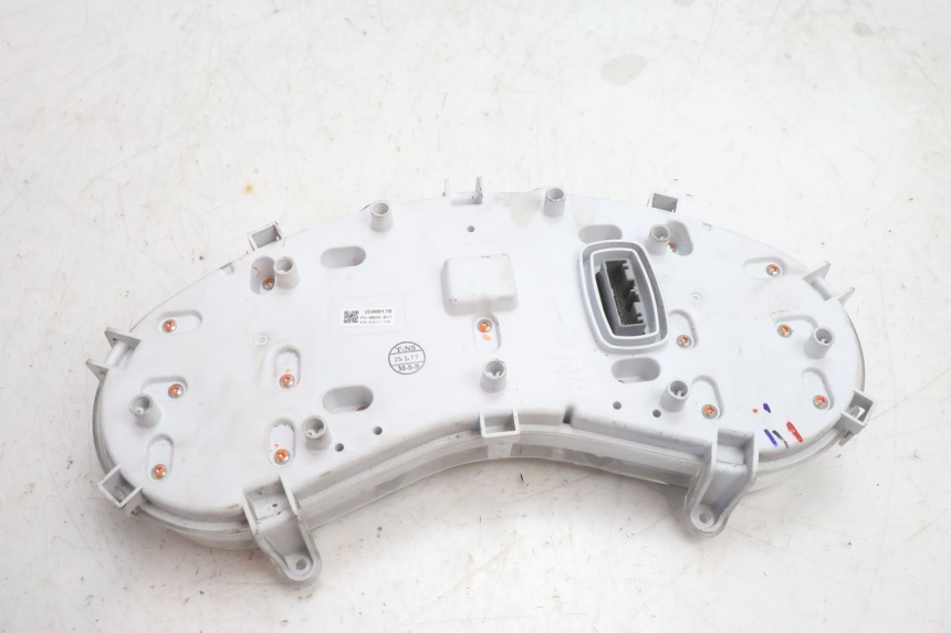 photo de SPEEDOMETER PIAGGIO MP3 500 (2016 - 2018) - Additional view of the item