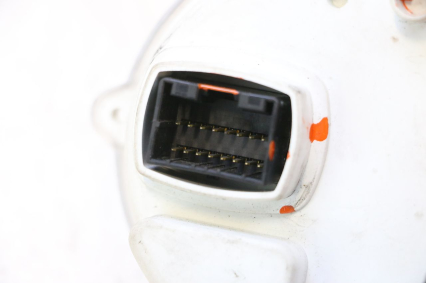 photo de SPEEDOMETER YAMAHA NEOS NEO'S 4T 50 (2008 - 2016) - Fixing points details