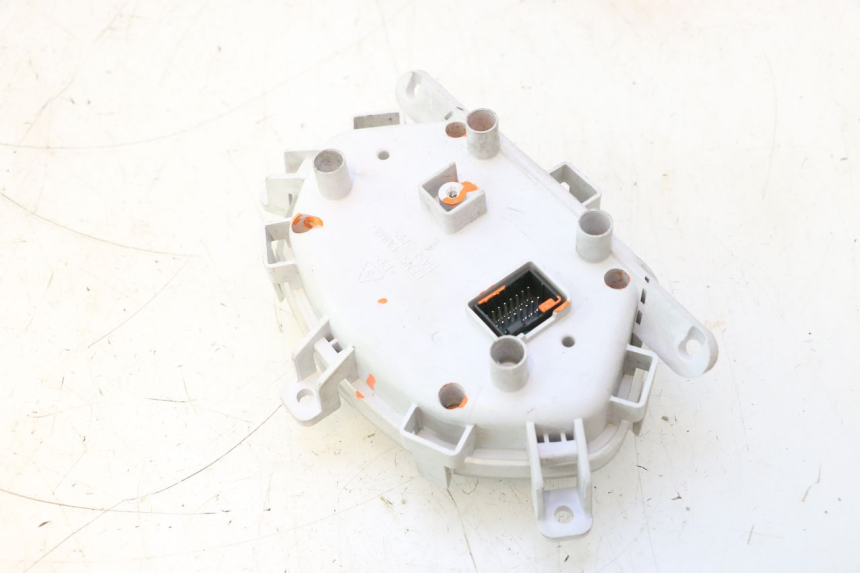 photo de SPEEDOMETER KYMCO LIKE 4T 50 (2019 - 2025) - Fixing points details