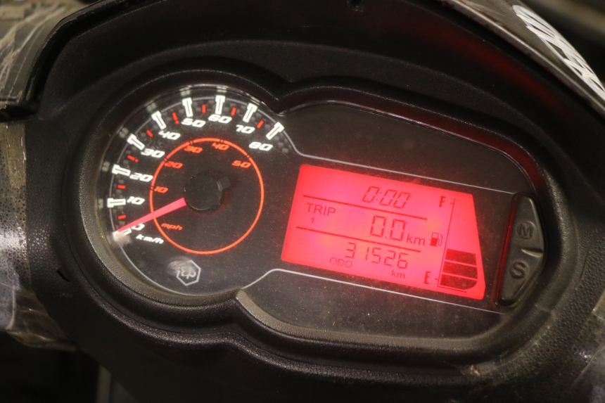photo de SPEEDOMETER PIAGGIO NEW TYPHOON 50 (2018 - 2021) - Zoom on usage condition