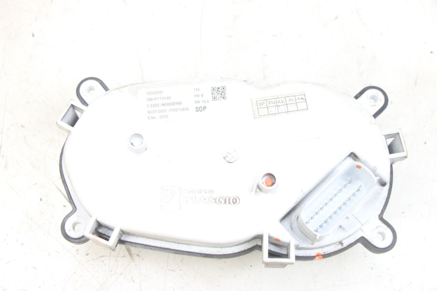 photo de SPEEDOMETER PIAGGIO NEW TYPHOON 50 (2018 - 2021) - Surface and material condition