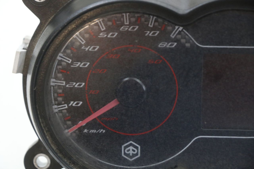photo de SPEEDOMETER PIAGGIO NEW TYPHOON 50 (2018 - 2021) - Component detail