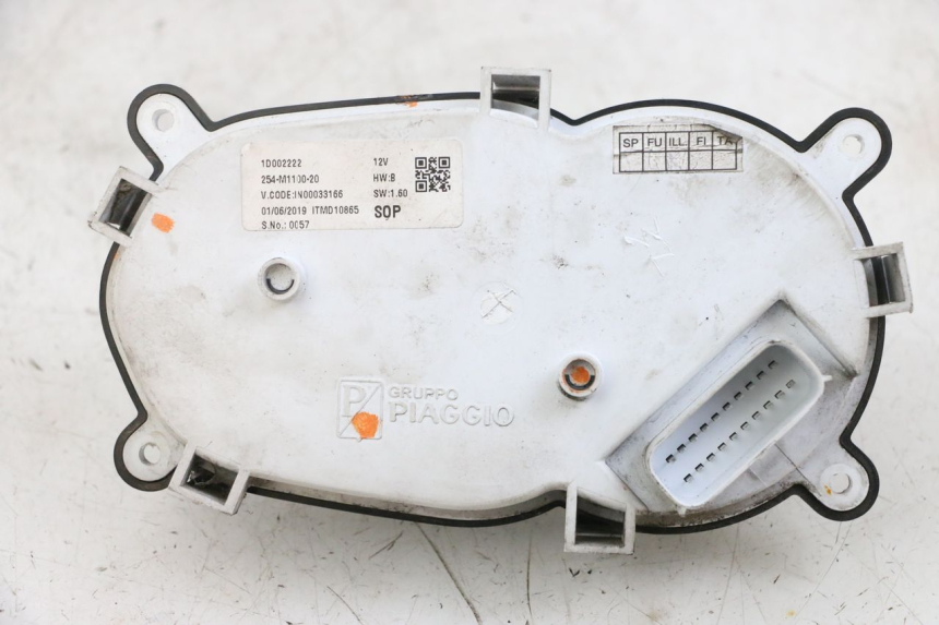 photo de SPEEDOMETER PIAGGIO NEW TYPHOON 50 (2018 - 2021) - Surface and material condition