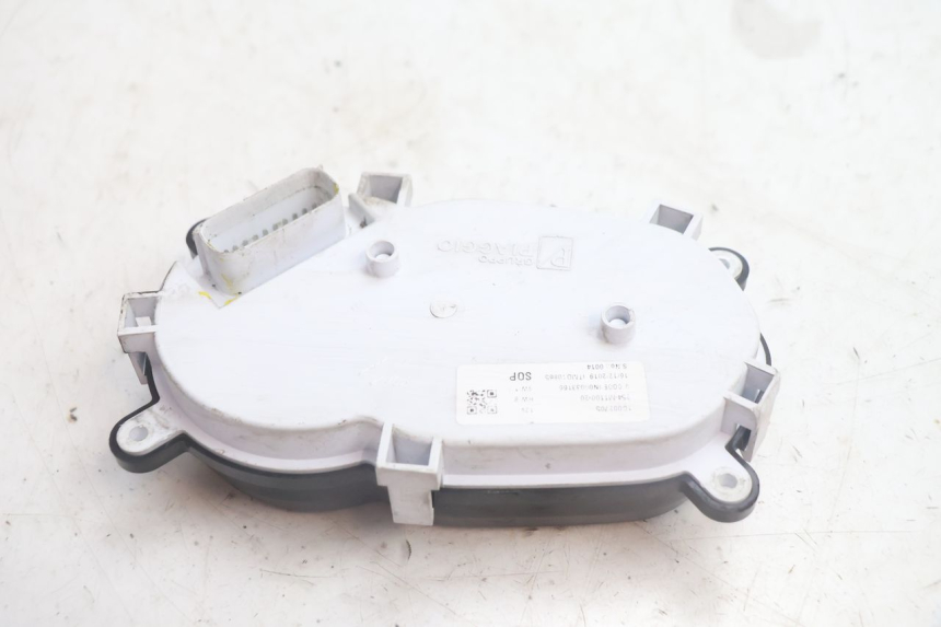 photo de SPEEDOMETER PIAGGIO NEW TYPHOON 50 (2018 - 2021) - Surface and material condition