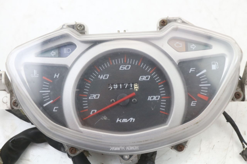 photo de SPEEDOMETER HONDA NHX LEAD 110 (2008 - 2010) - Alternative perspective