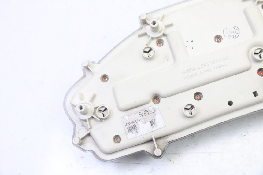 photo de SPEEDOMETER HONDA NTV DEAUVILLE ABS 700 (2007 - 2016) - Distinctive features