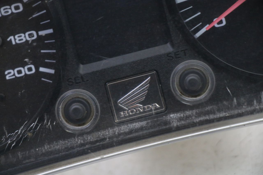 photo de SPEEDOMETER HONDA NTV DEAUVILLE ABS 700 (2007 - 2016) - Technical close-up