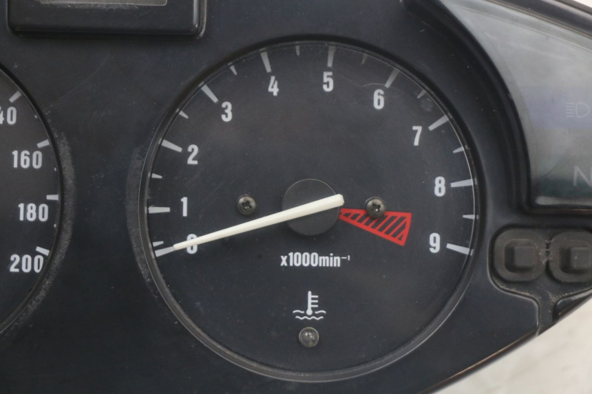 photo de SPEEDOMETER HONDA NTV DEAUVILLE 650 (1998 - 2001) - Alternative perspective