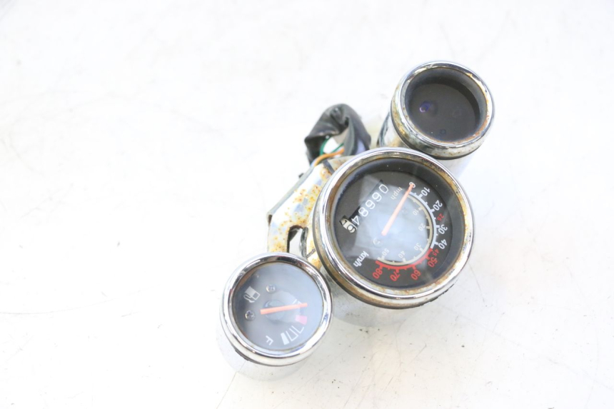 photo de SPEEDOMETER JM MOTORS OLDIES 4T 50 (2010 - 2020) - Distinctive features