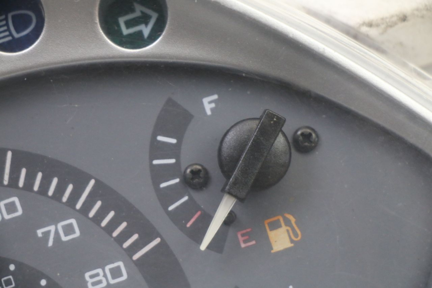 photo de SPEEDOMETER JM MOTORS OLDIES GT 4T 50 (2018 - 2025) - Technical close-up