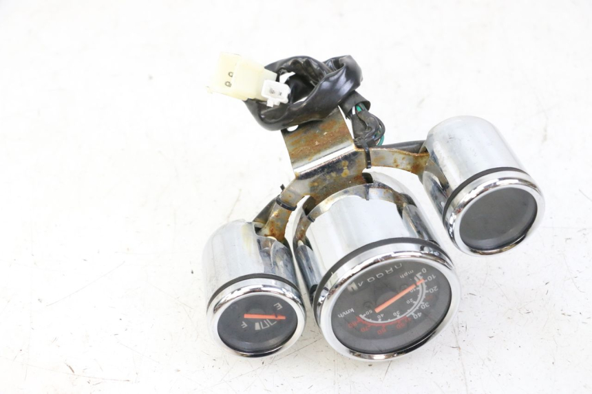 photo de SPEEDOMETER JM MOTORS OLDIES GT 4T 50 (2018 - 2025) - Surface and material condition