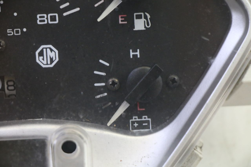 photo de SPEEDOMETER JM MOTORS OLDIES GT 4T 50 (2018 - 2025) - Technical close-up