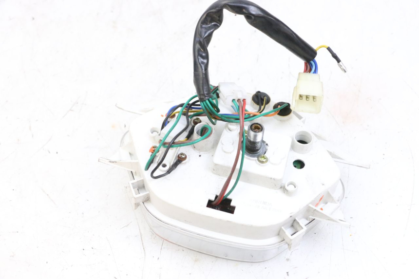 photo de SPEEDOMETER JM MOTORS OLDIES GT 4T 50 (2018 - 2025) - Surface and material condition