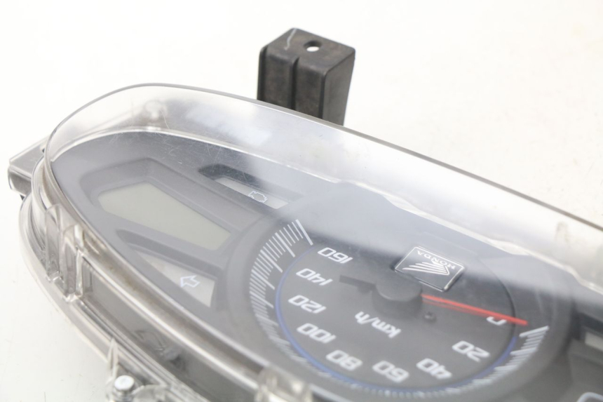 photo de SPEEDOMETER HONDA PCX (JF47) 125 (2012 - 2013) - Additional view of the item