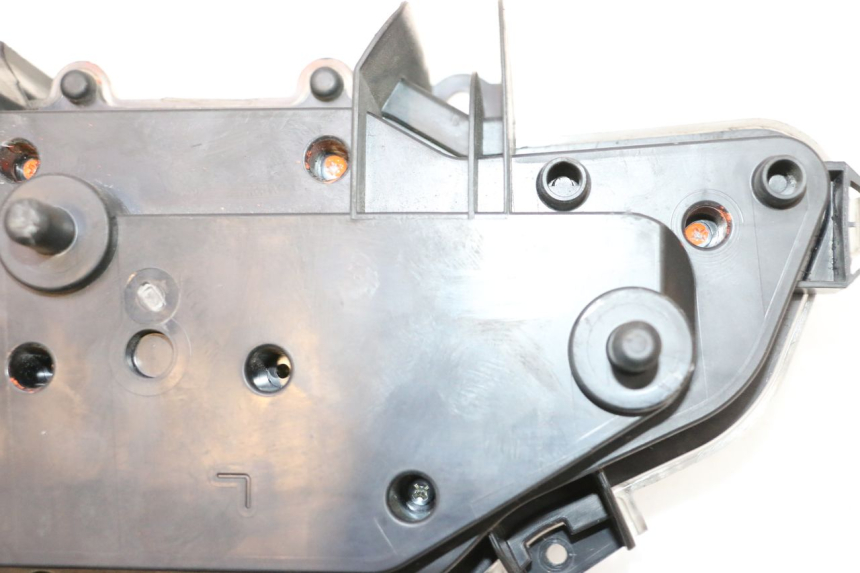 photo de SPEEDOMETER HONDA PCX (JF57/JF64) 125 (2014 - 2018) - Markings and original references