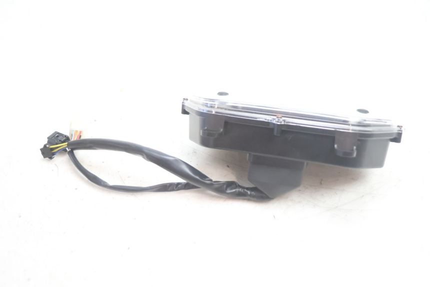 photo de SPEEDOMETER JM MOTORS R-MAX TECH 50 (2024 - 2026) - Alternative perspective